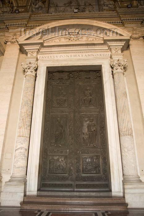 _MG_2169 Kuingia kwa Kanisa kuu la Saint Peters, Jiji la Vatican, Roma,