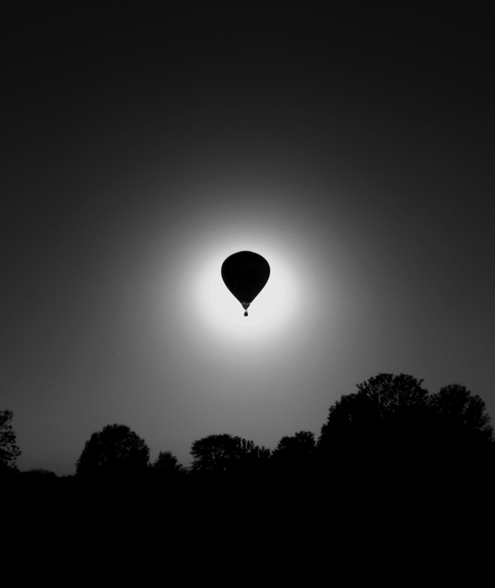 balloon-at-night2